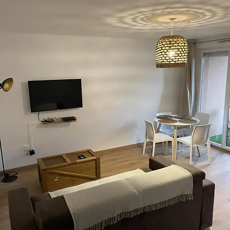 Apartmán T2 Piscine Golf De Seilh