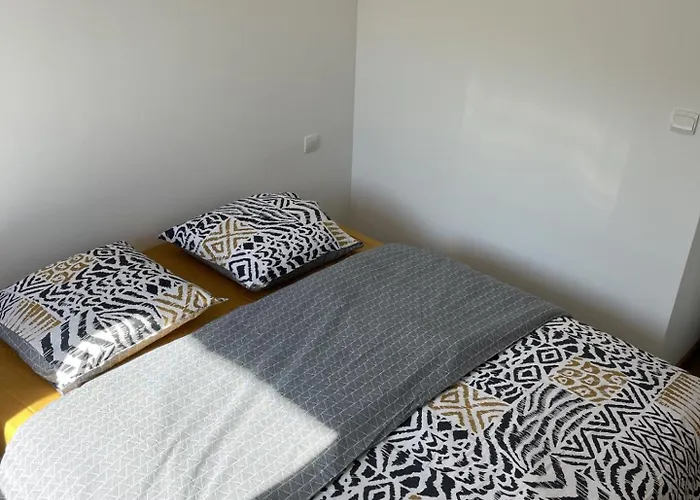 T2 Piscine Golf De Seilh